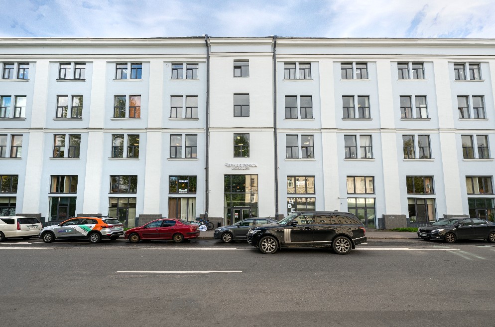 фасад дома, здание по адресу г Санкт-Петербург, ул Белоостровская, д 22